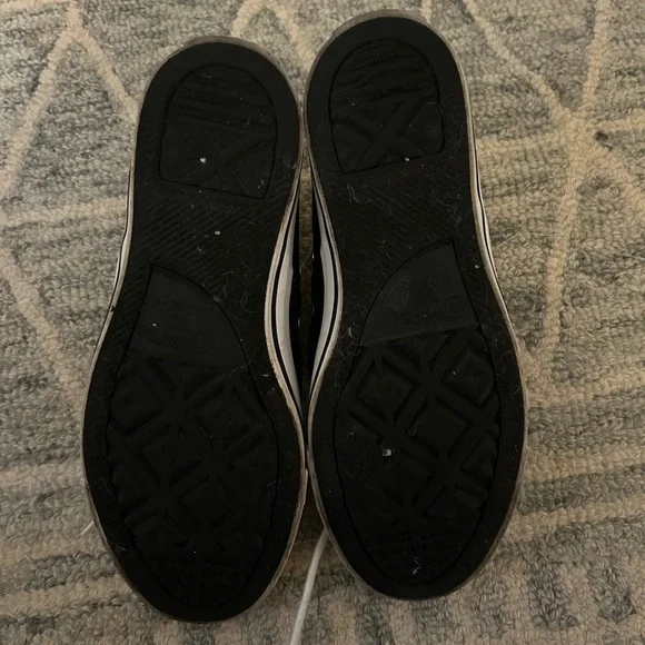 Converse All Stars Chuck Taylor’s Sz 6 - Picture 6 of 6